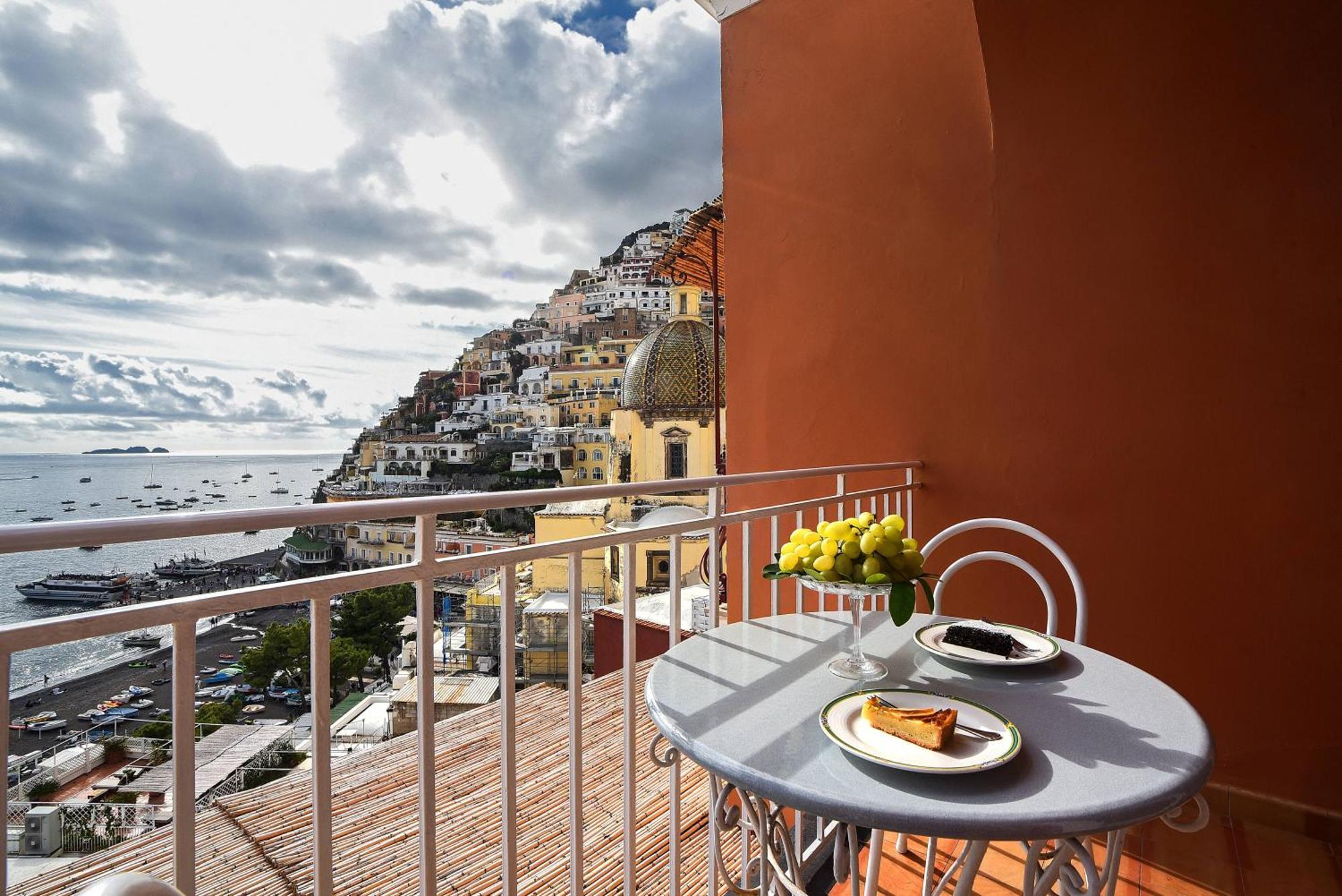 Buca Di Bacco Hotel Positano Ngoại thất bức ảnh